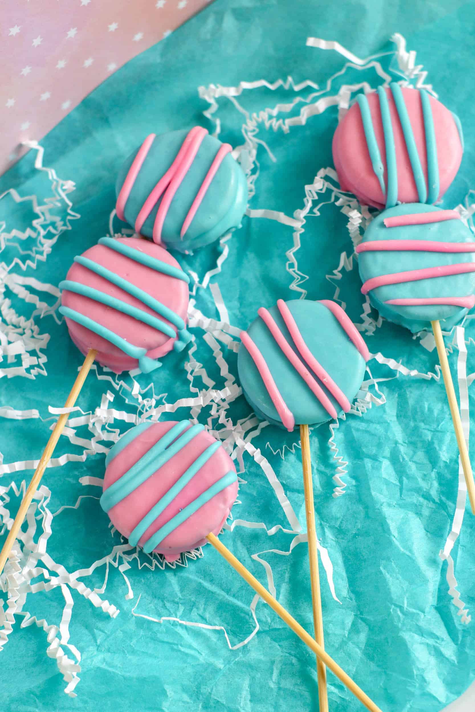 Gender Reveal Cake Pops