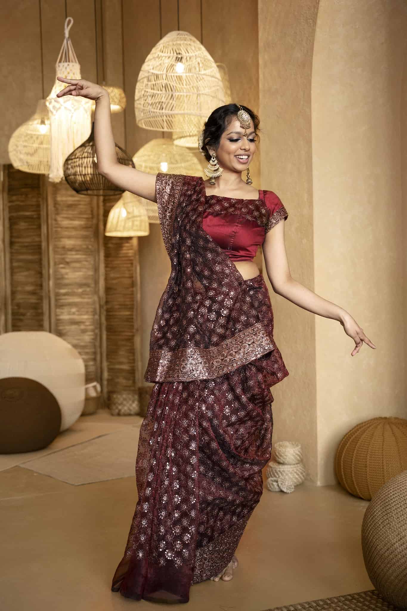 11 Indian Traditional Saree Draping Styles - KALKI Fashion Blog